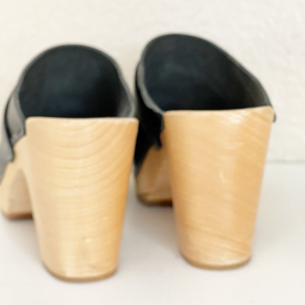 Swedish Hasbeens Black and Tan Mules with Wooden Platform. 9/40 - Picture 11 of 15